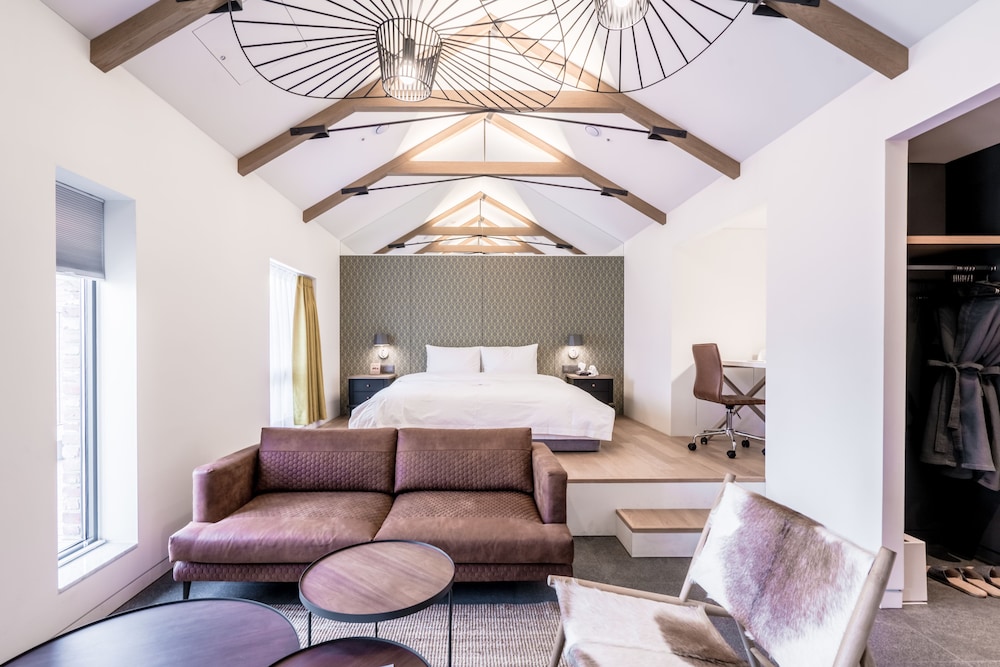 Patio Suite