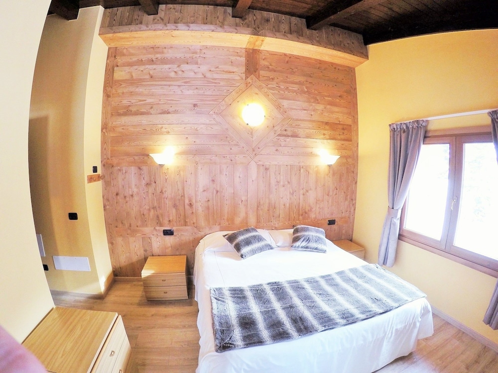 Double or Twin Room photo 2