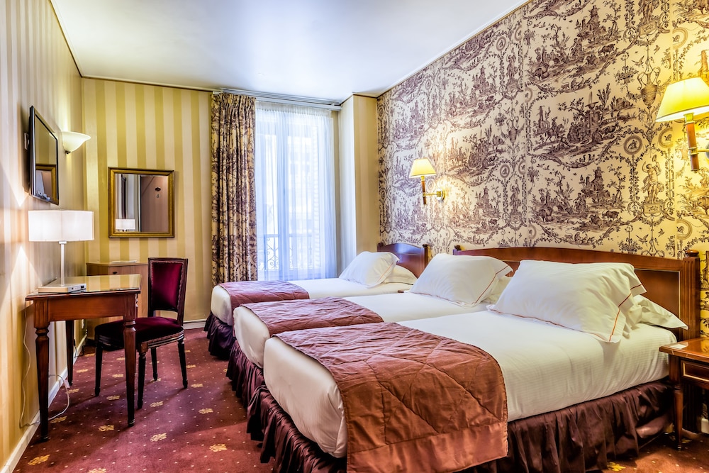 Deluxe Triple Room photo 1