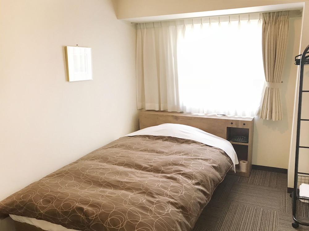 Single Room, Smoking photo 1