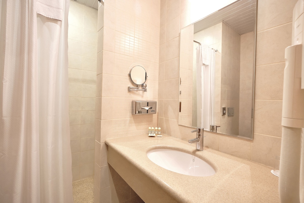 Standard Double Or Twin Room photo 3