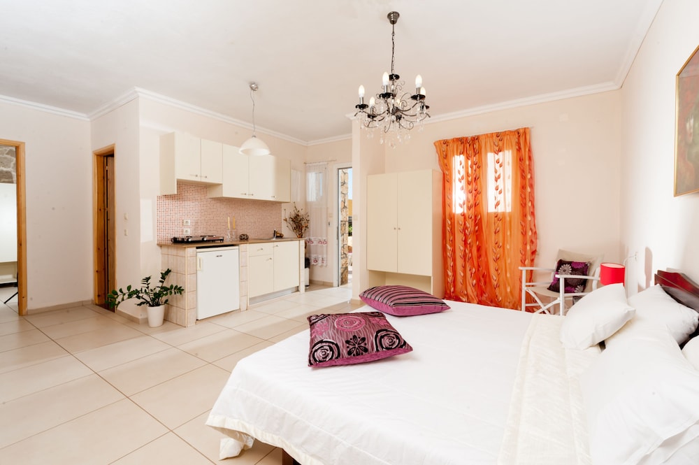 Family Apartment photo 3