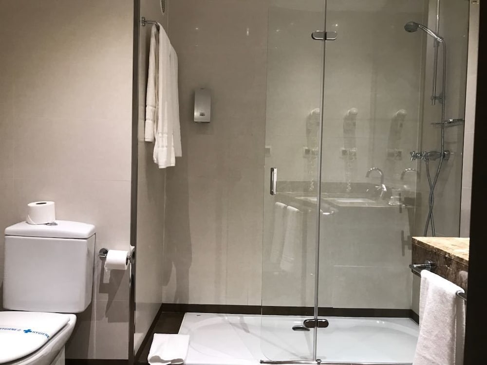 Double or Twin Room photo 3
