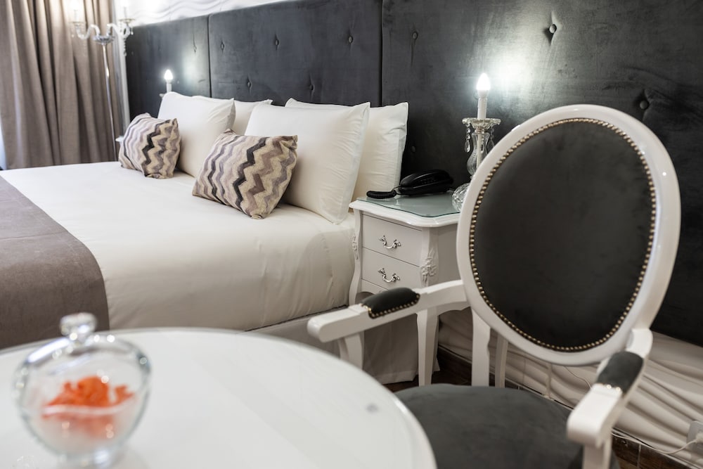 Executive Room photo 3