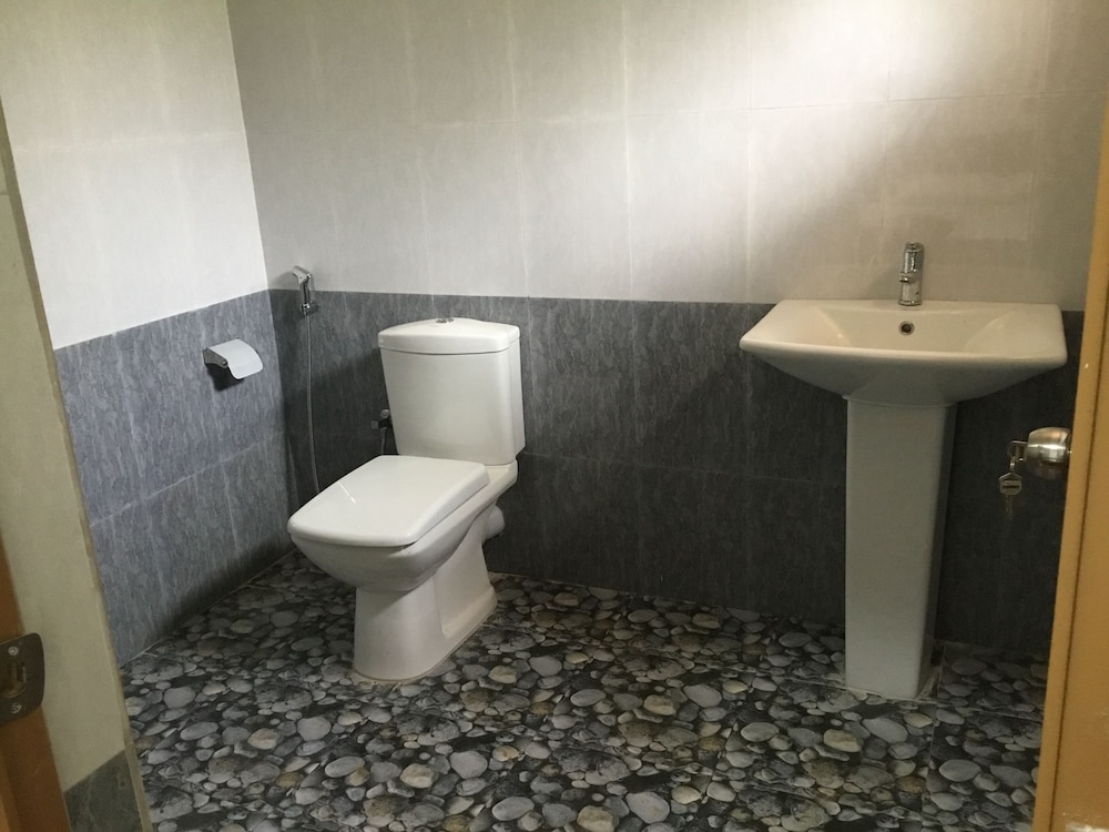 Double Room, Smoking, Shared Bathroom photo 3