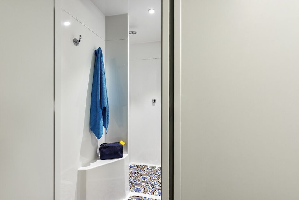 Room, 1 double bed (Tandem) - Photo 4