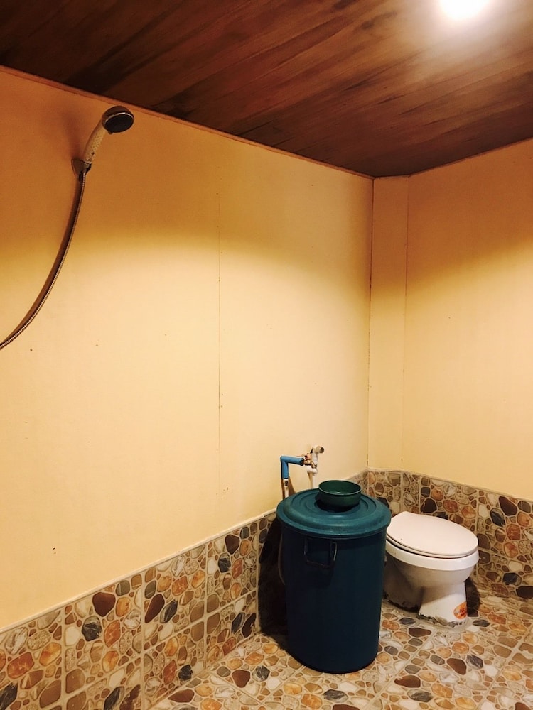 Standard Air Conditioning Room photo 2