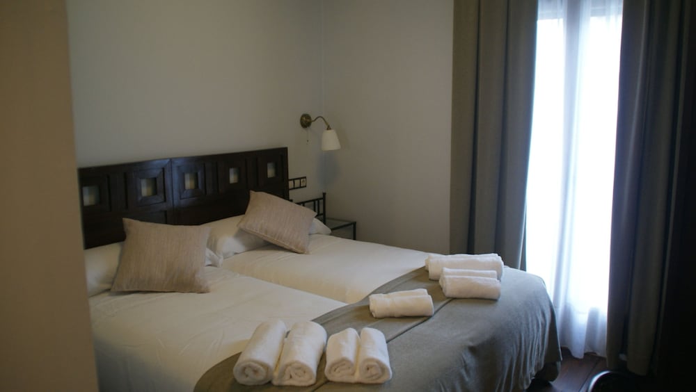 Double Room, Private Bathroom photo 3
