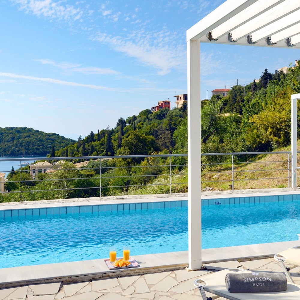 Villa photo 1