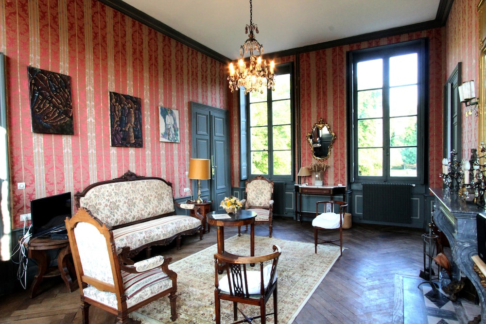 Prestige Suite