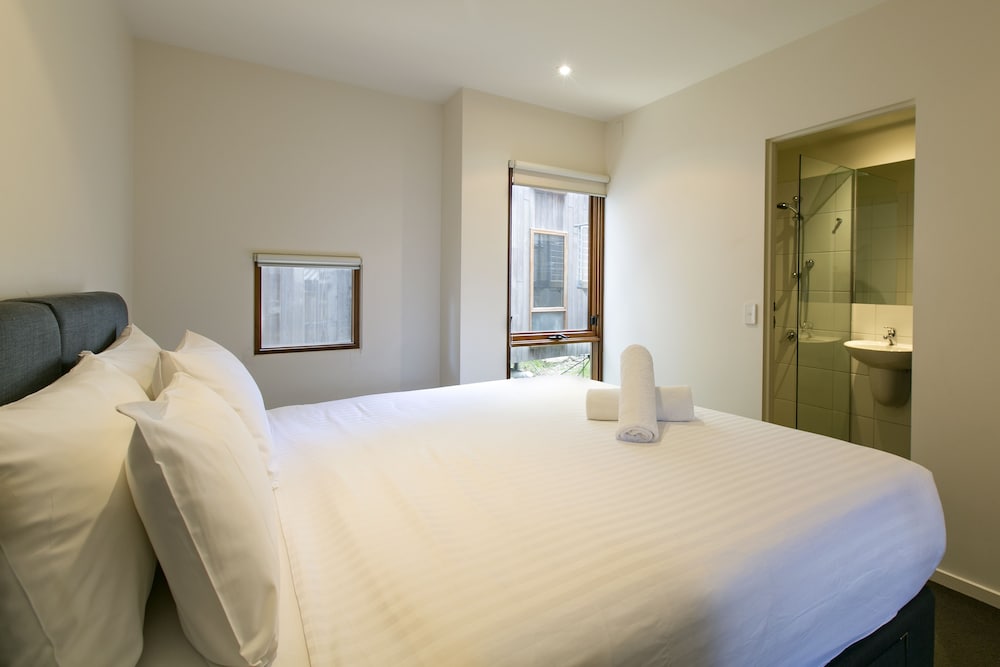 Two Bedroom 6 - Bradbury