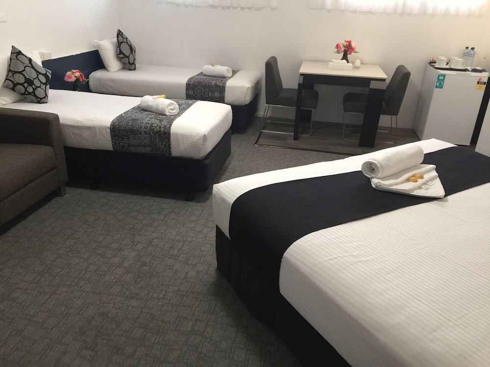 Family Studio, Multiple Beds, Non Smoking photo 3