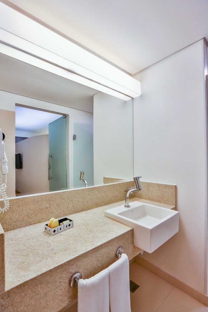 Superior Twin Room - Photo 10