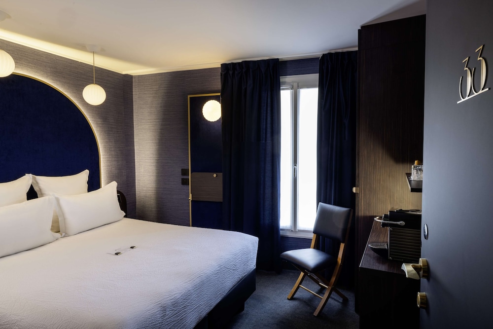 Family Room, Multiple Beds, Non Smoking (Larger Room;with Extra Bed) photo 3