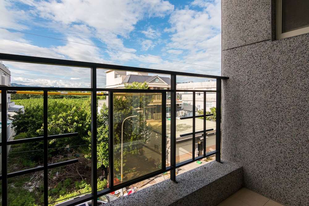 Triple Room, 3 Twin Beds, Balcony photo 3