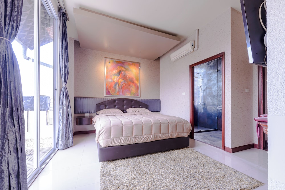 Exclusive Duplex