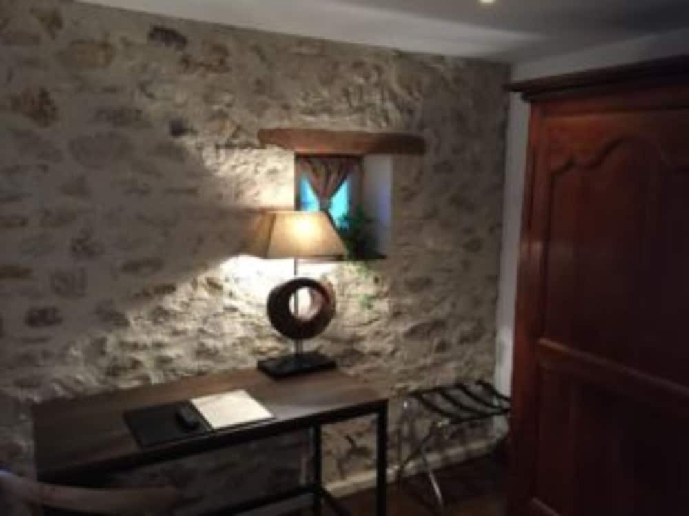 Business Room photo 2
