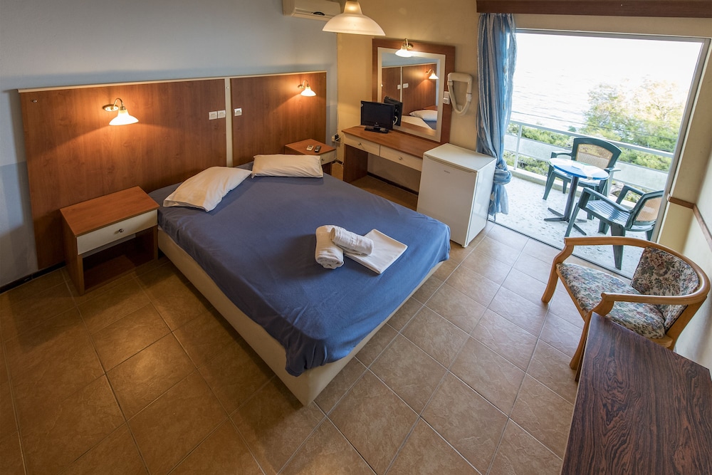 Double or Twin Room, Beach View