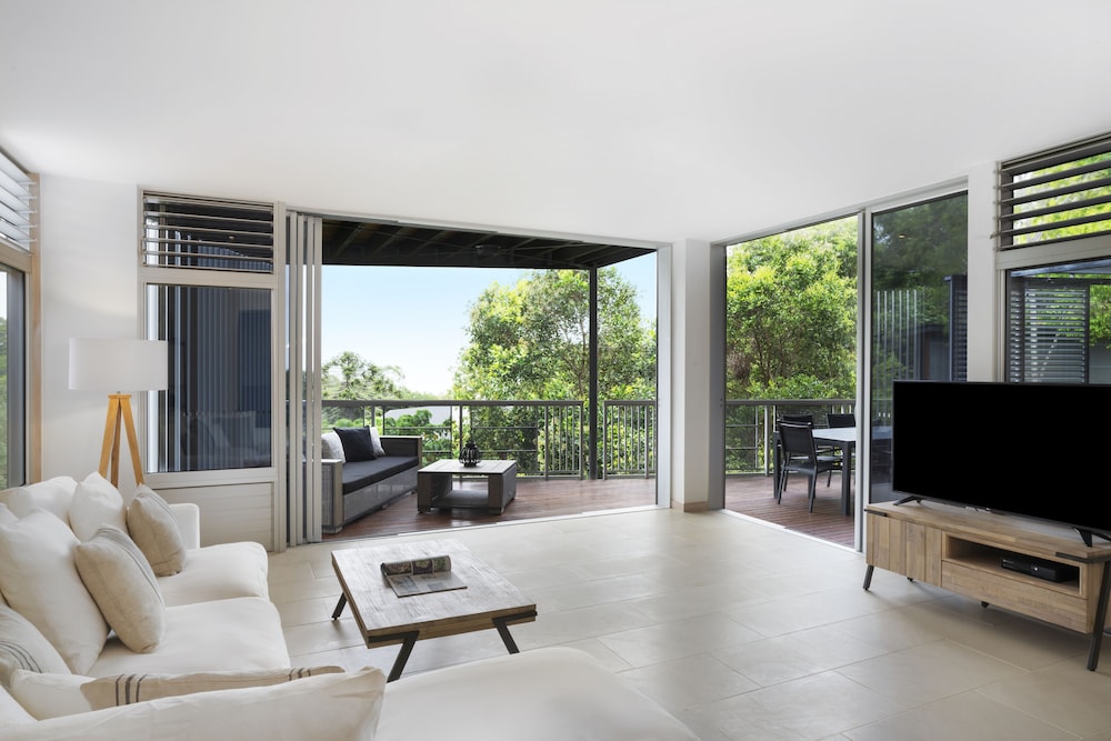 4 Bedroom Premium Villa photo 1