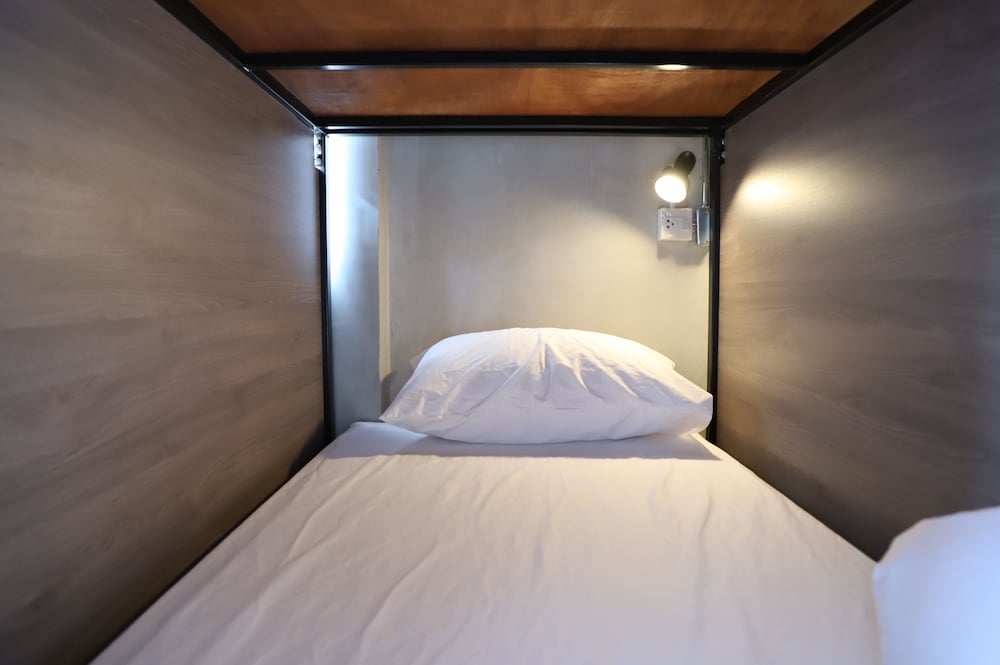 Standard Shared Dormitory, Mixed Dorm, Non Smoking, City View photo 1