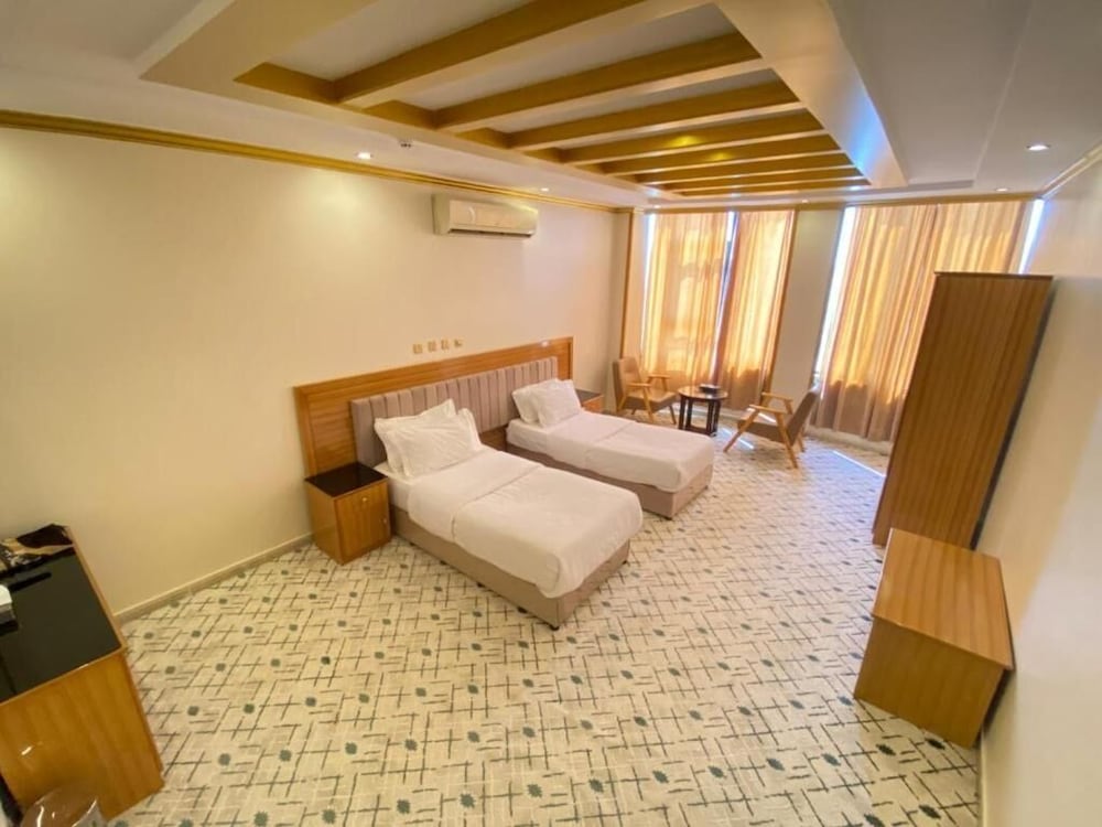 Two bedroom suite photo 2