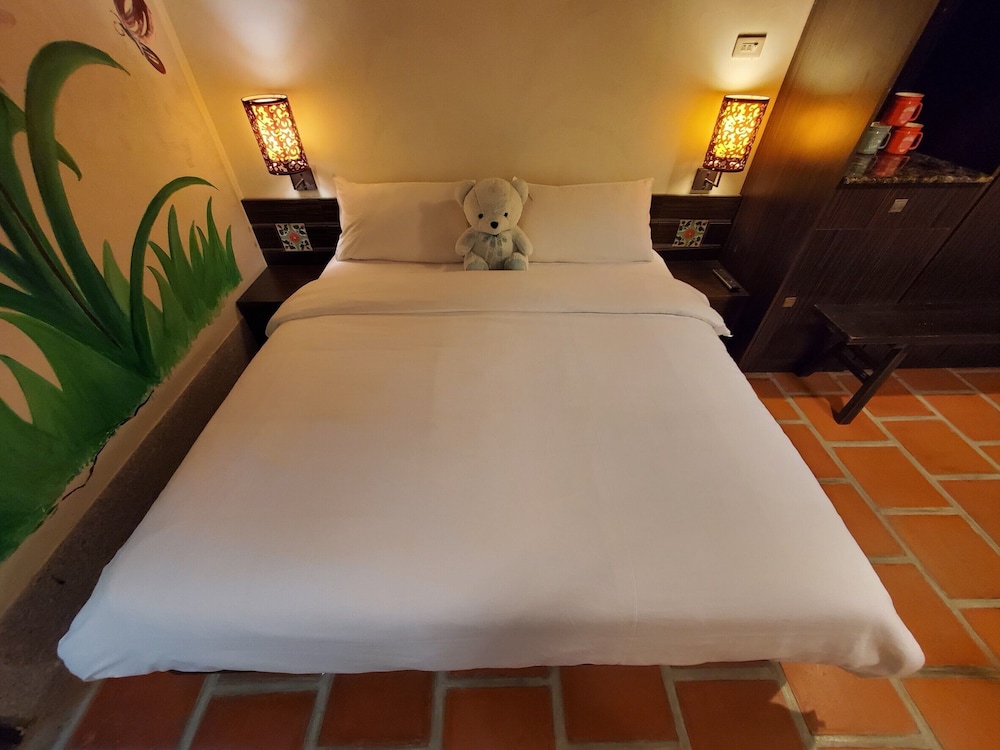 Traditional Quadruple Room - Photo 14