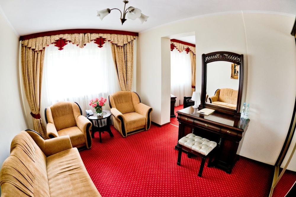 Deluxe Apartment, 1 Queen Bed with Sofa bed photo 3