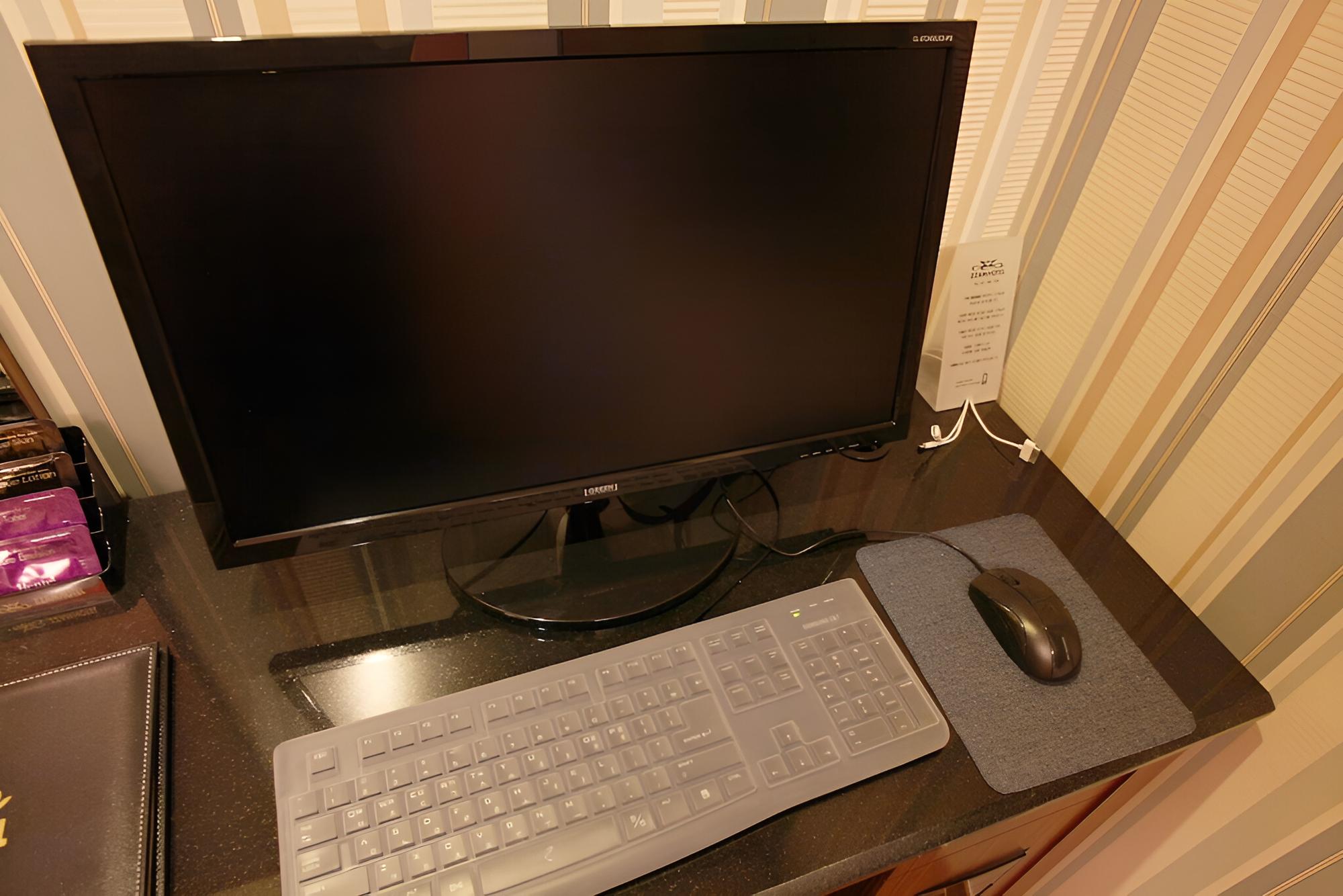 Room (Standard (1 PC for PUBG Netflix avail) photo 2