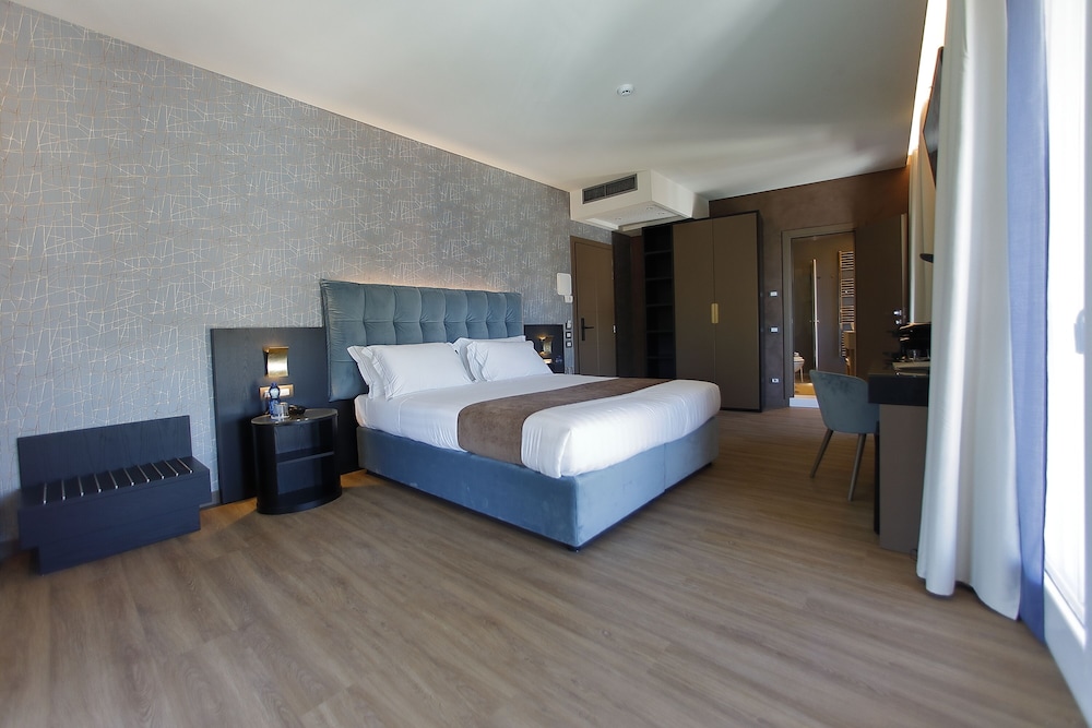 Superior Double Room - Photo 1
