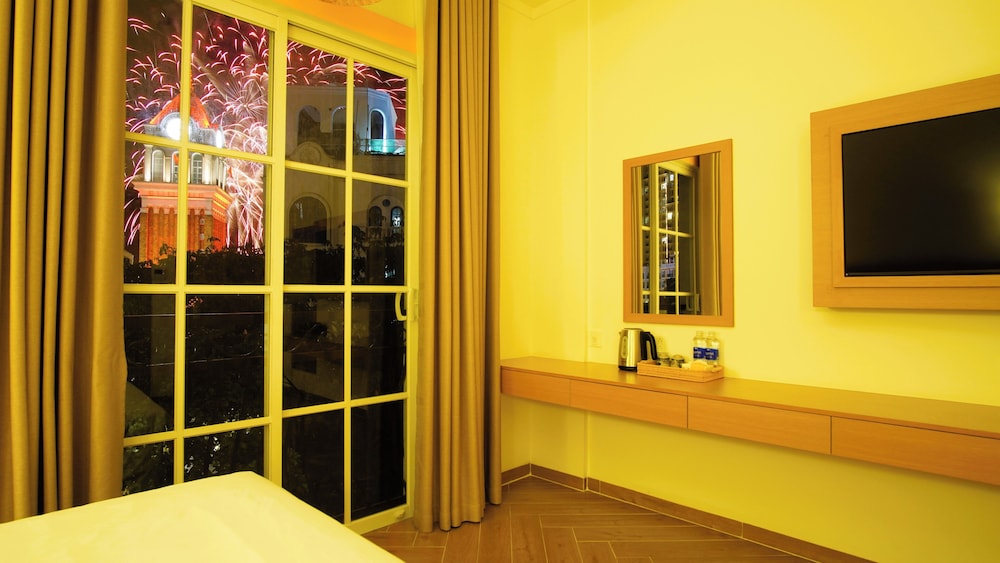 Family Triple Room, Multiple Beds, City View