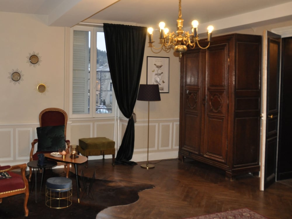 Standard Triple Room, Private Bathroom, Park View (Chambre sur jardin) - Photo 4