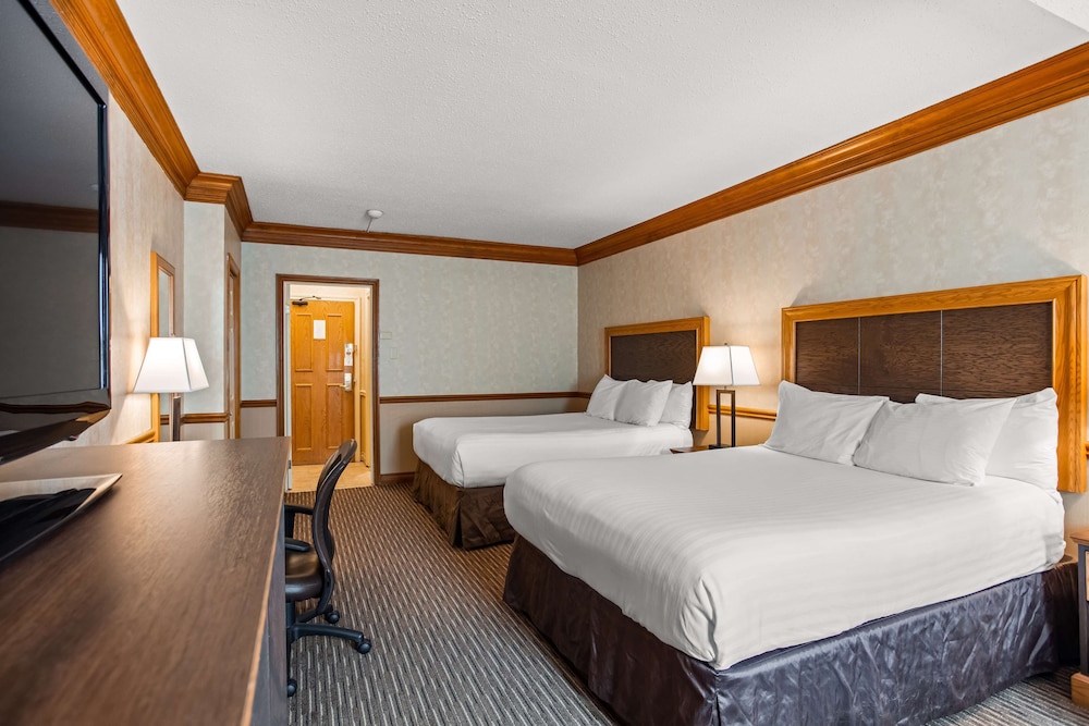 Standard Room, 2 Queen Beds, Non Smoking, Fireplace - Photo 3