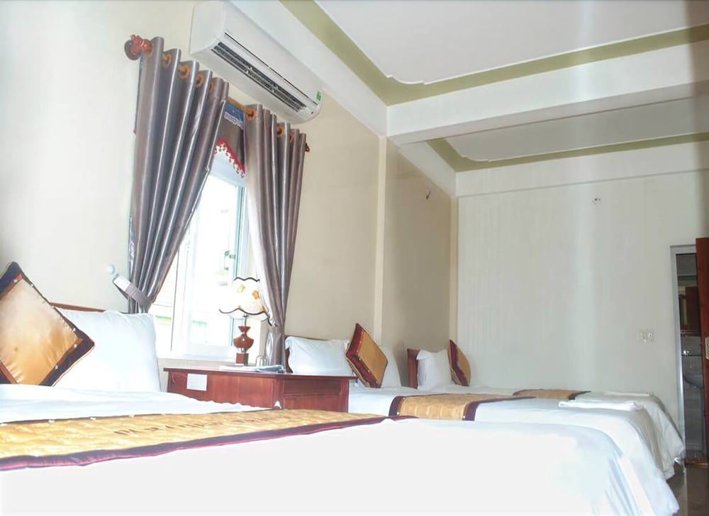 Standard Triple Room, Balcony photo 3