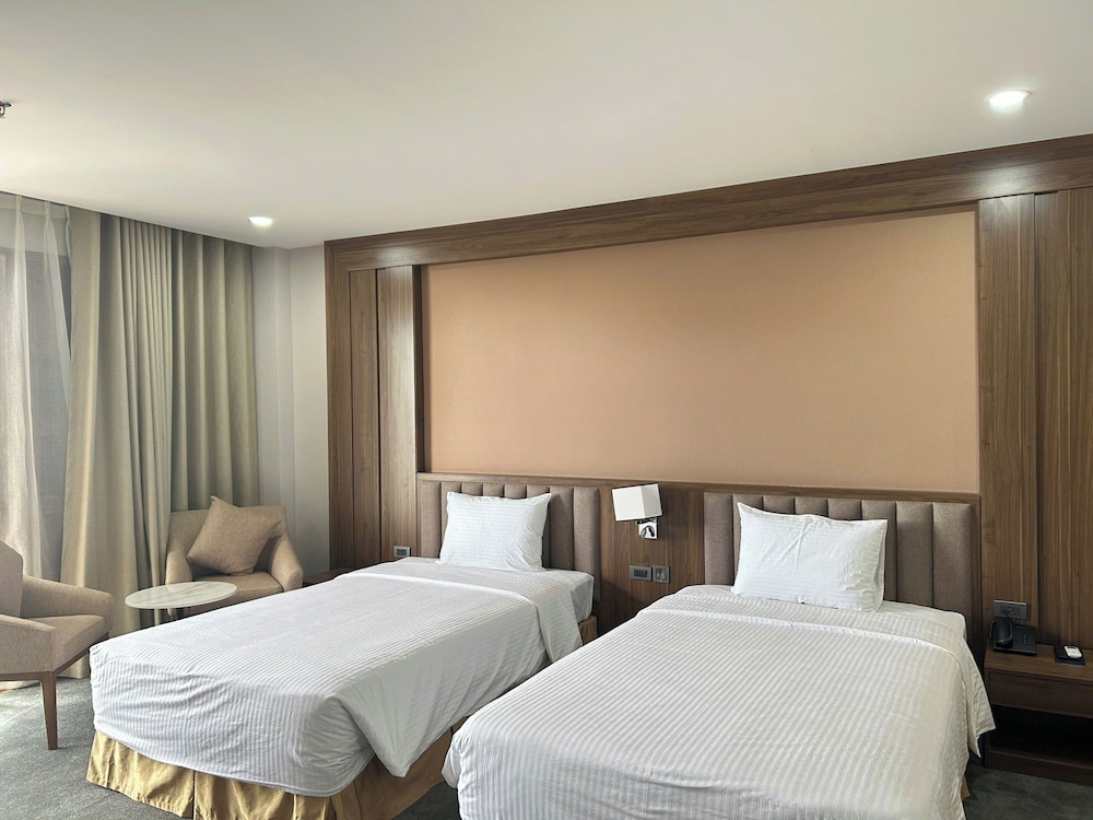 Luxury Room, City View photo 2