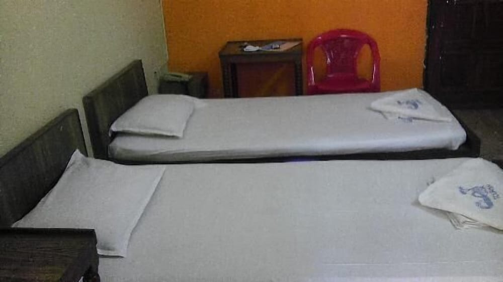 Room (Non AC) photo 2