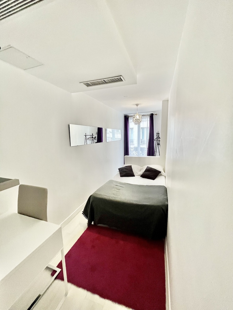 Superior Single Room photo 3