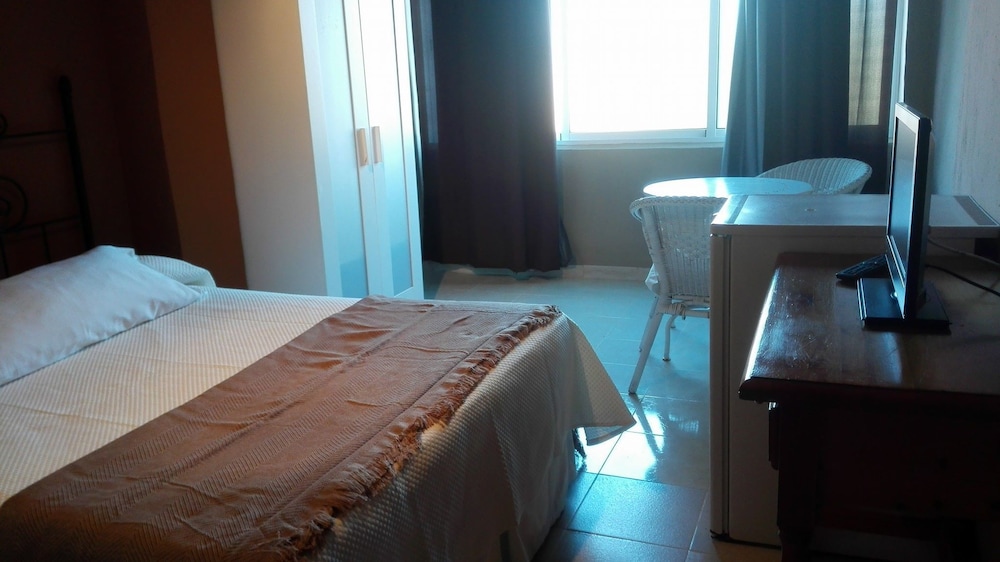 Double or Twin Room photo 2