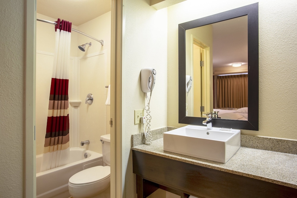 Premium Room, 2 Double Beds (Upgraded Bedding & Snack, Smoke Free) - Photo 6