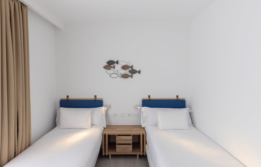 Family Apartment, 2 Bedrooms, Terrace (superior, 1 adult and 1 child) photo 2
