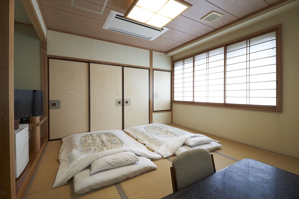 Japanese Style Room, Non Smoking Or Smoking (Advance Request Required) photo 2