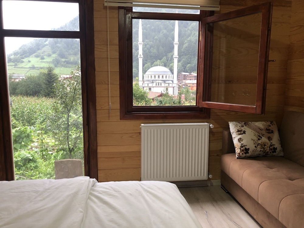 Exclusive Suite, Lake View photo 2