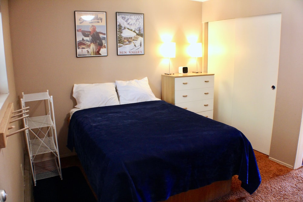 534 Bare Bones 1 Bedroom Unit