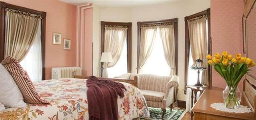 Tennessee room
