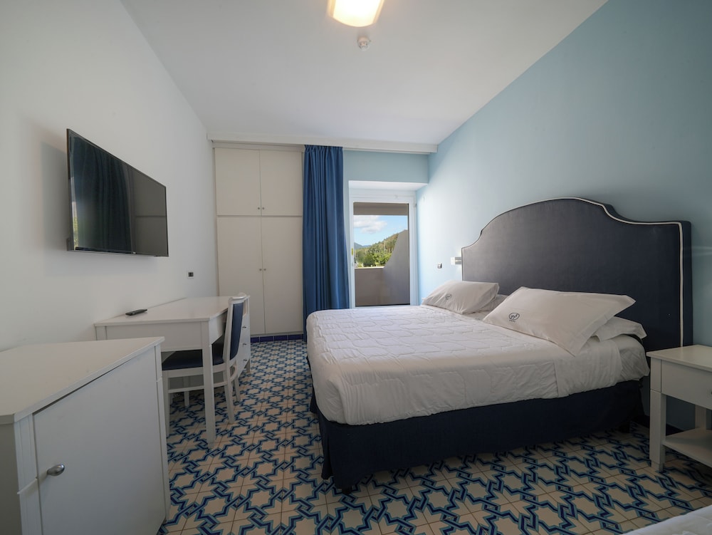 Standard Double or Twin Room, Balcony