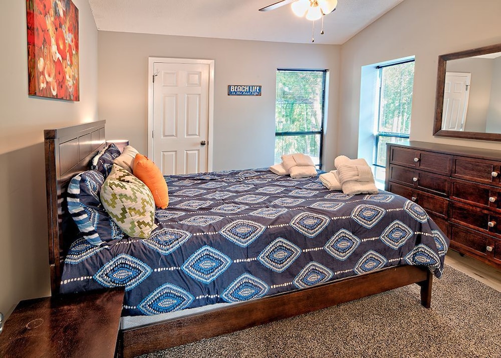 House, 2 Bedrooms