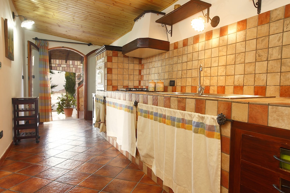 Panoramic Villa, 2 Bedrooms, Sea View photo 2