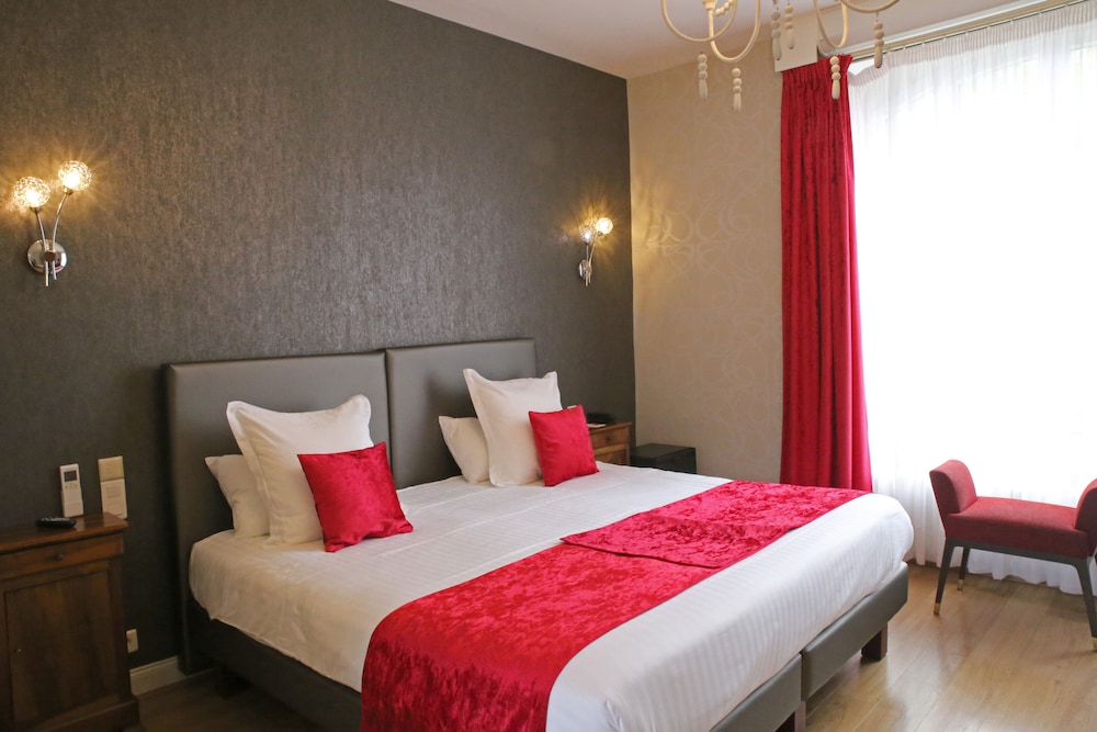 Superior Triple Room photo 2