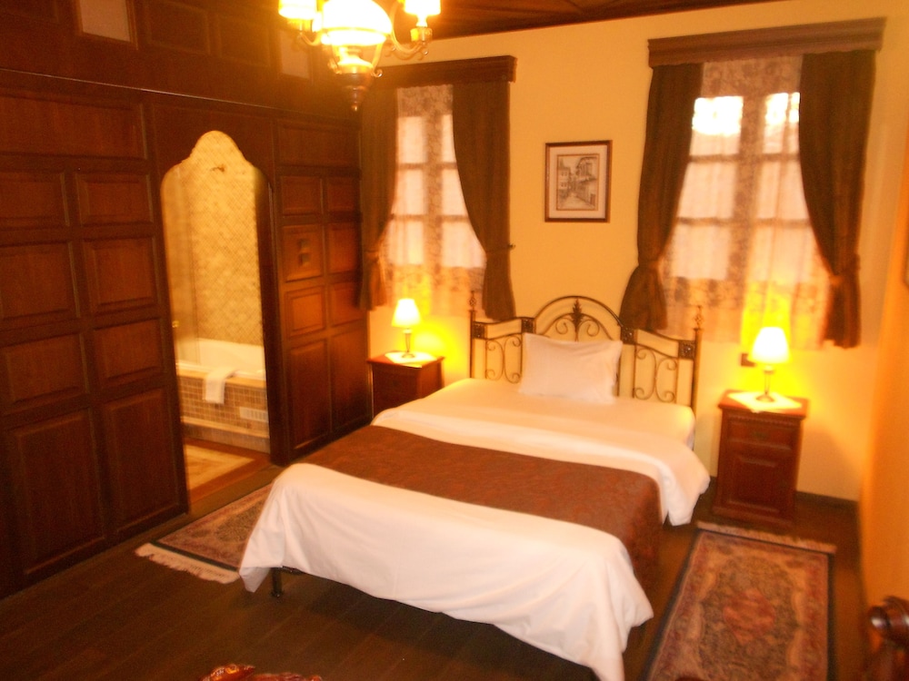 Deluxe Double Room Single Use photo 2