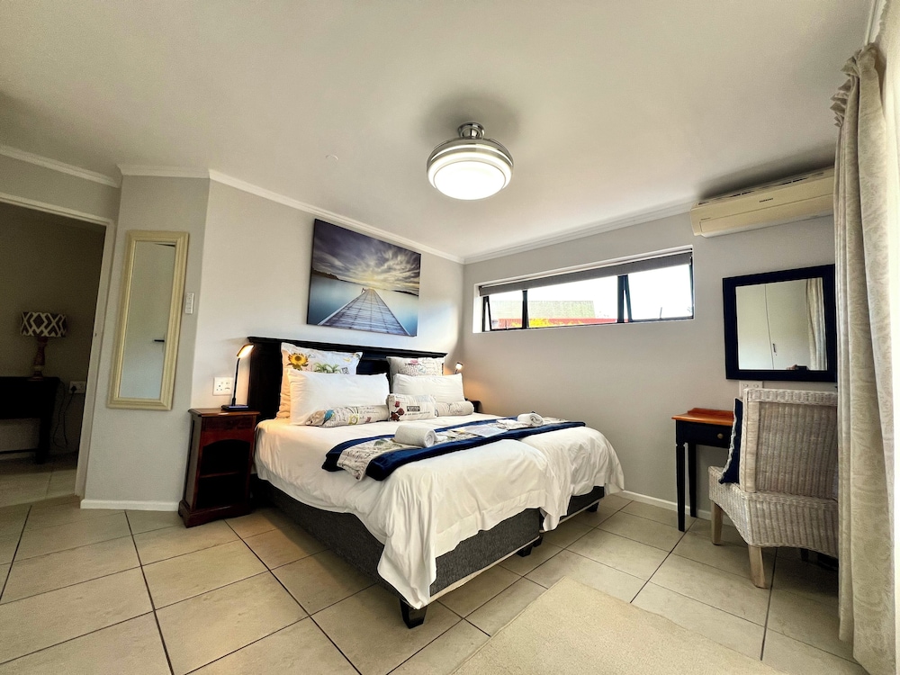 Superior Twin Room, 1 Bedroom, Kitchen, Garden Area photo 1