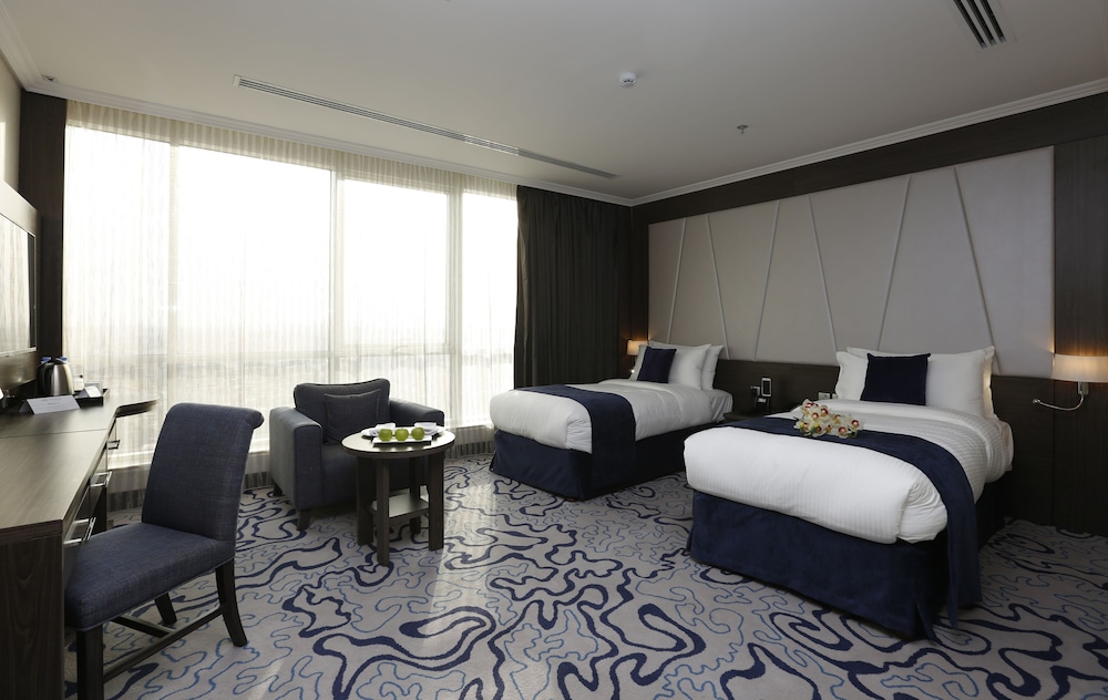 Deluxe King Twin photo 2